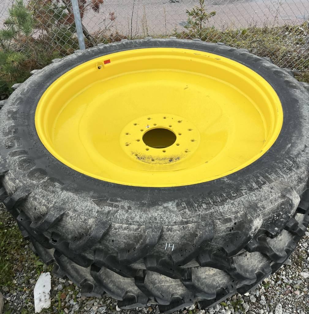 Trelleborg 300/95R52 Däck, hjul och fälgar