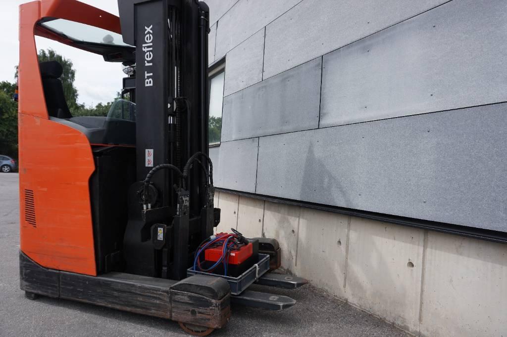 Toyota RRE160H Reachtruck