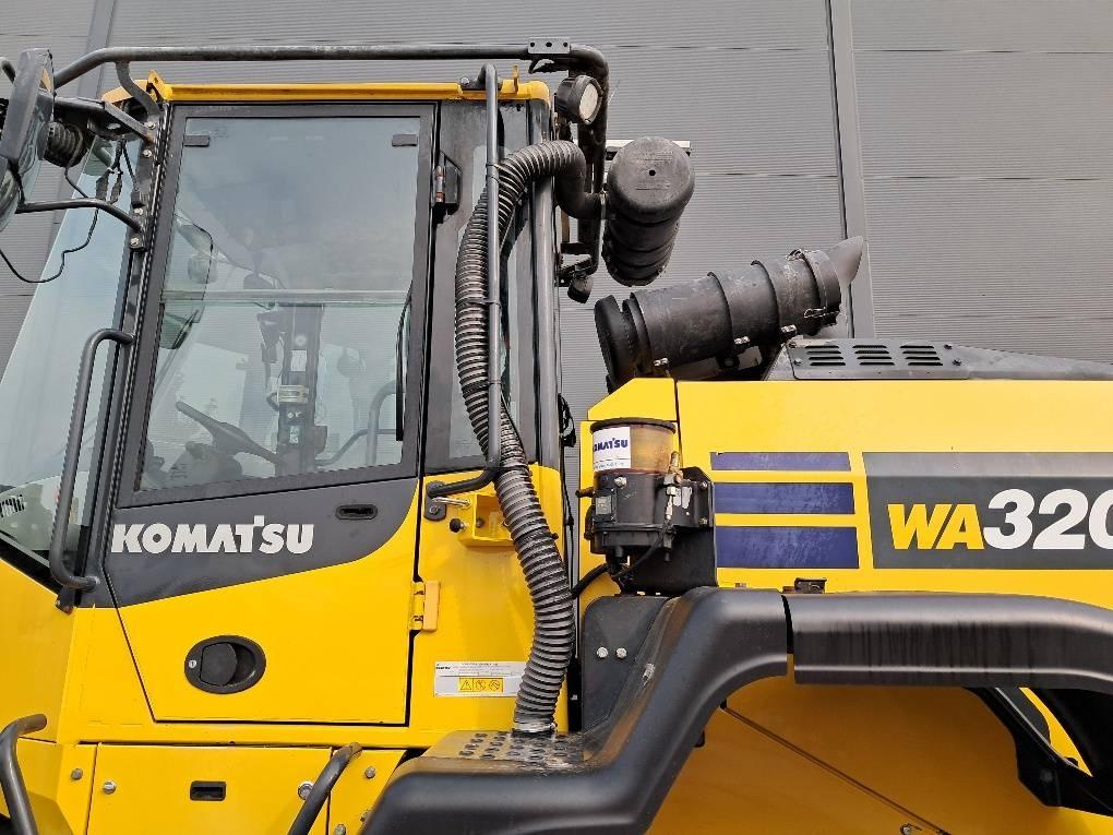 Komatsu WA320-8 High Lift Chargeuse sur pneus