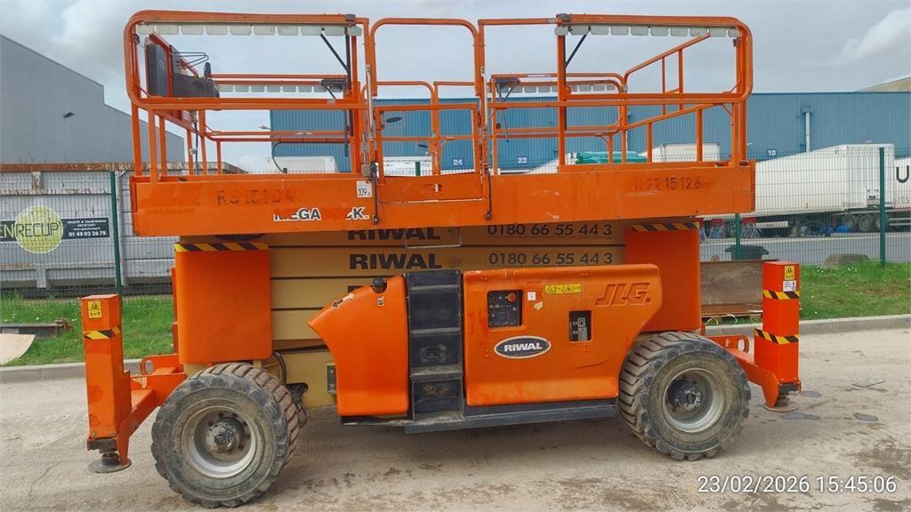 JLG 4394RT Nůžková zvedací plošina