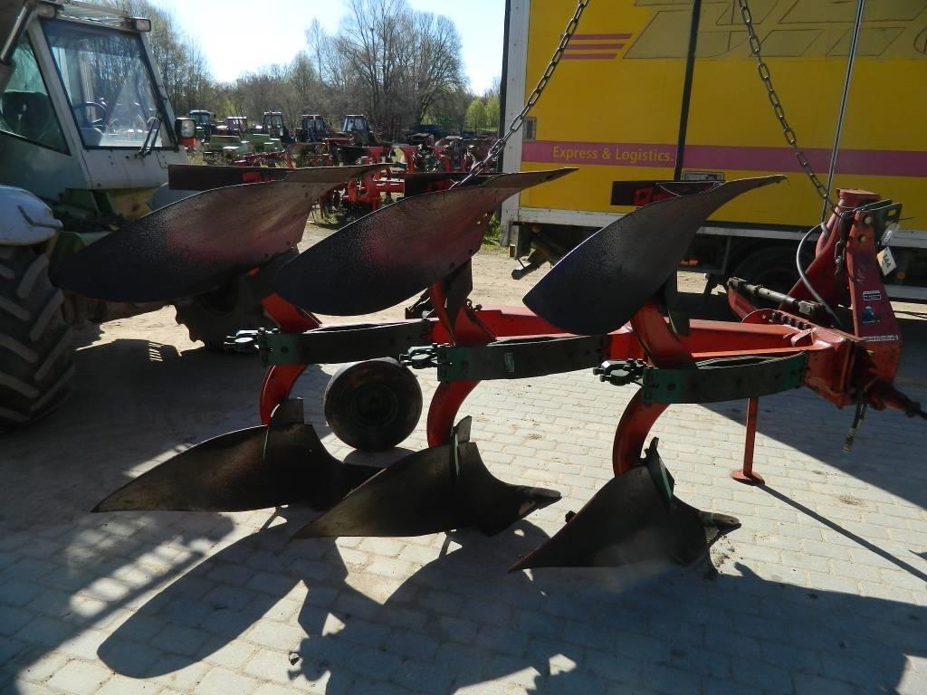 Kverneland 3 Maiņvērsējarkli