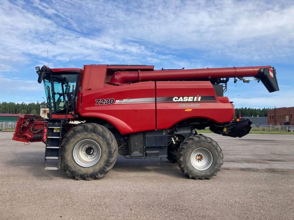 Case IH 7230 Mietitrebbiatrici