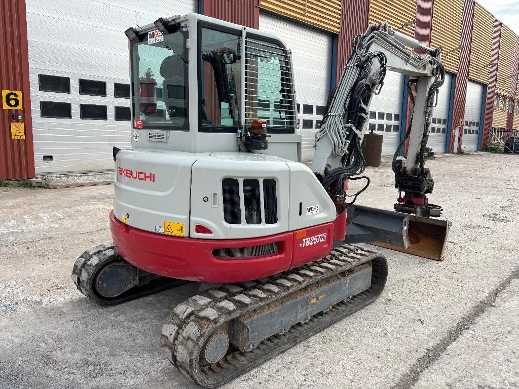 Tackeuchi 257FR Mini excavators < 7t (Mini diggers)