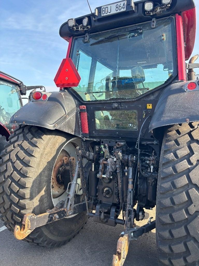 Valtra 191 HITECH Tractors