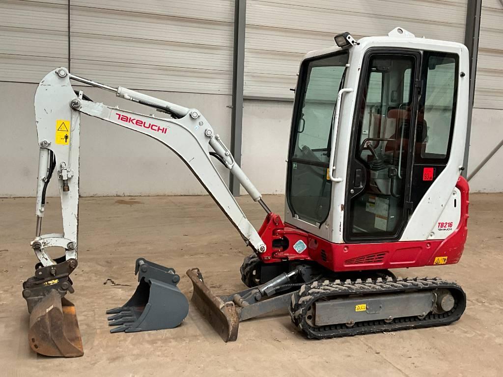 Takeuchi TB 216 Miniescavatori