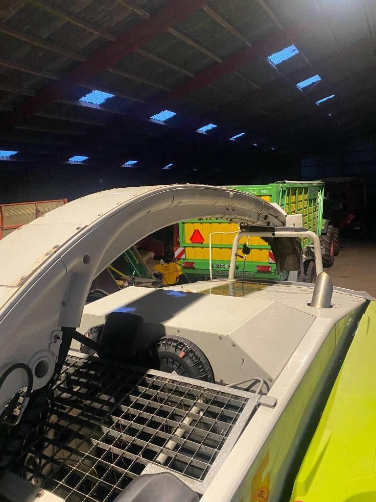 CLAAS Jaguar 960 Trince semoventi