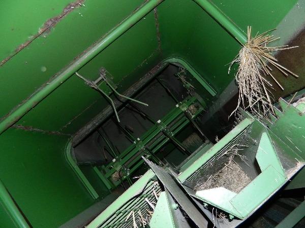 John Deere 960 Ražas novākšanas kombaini