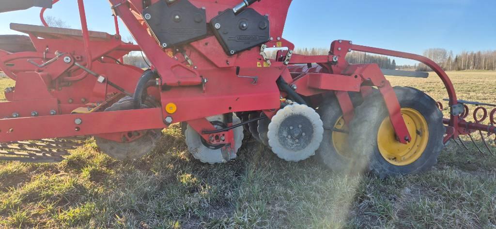 Väderstad Rapid300C Combination drills