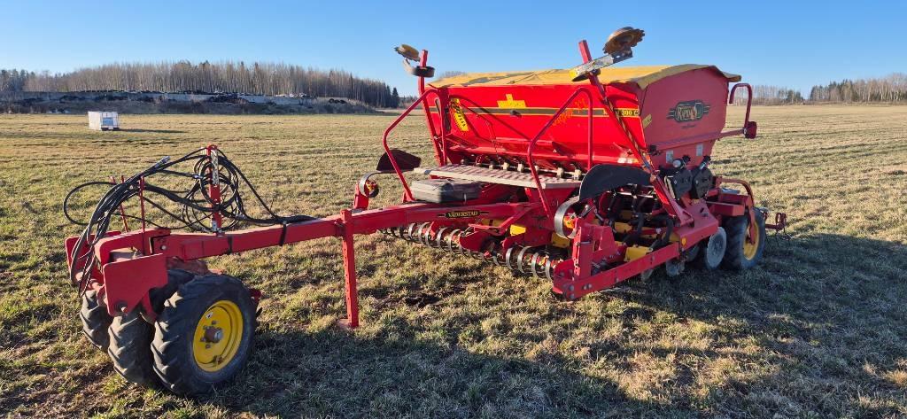 Väderstad Rapid300C Combination drills