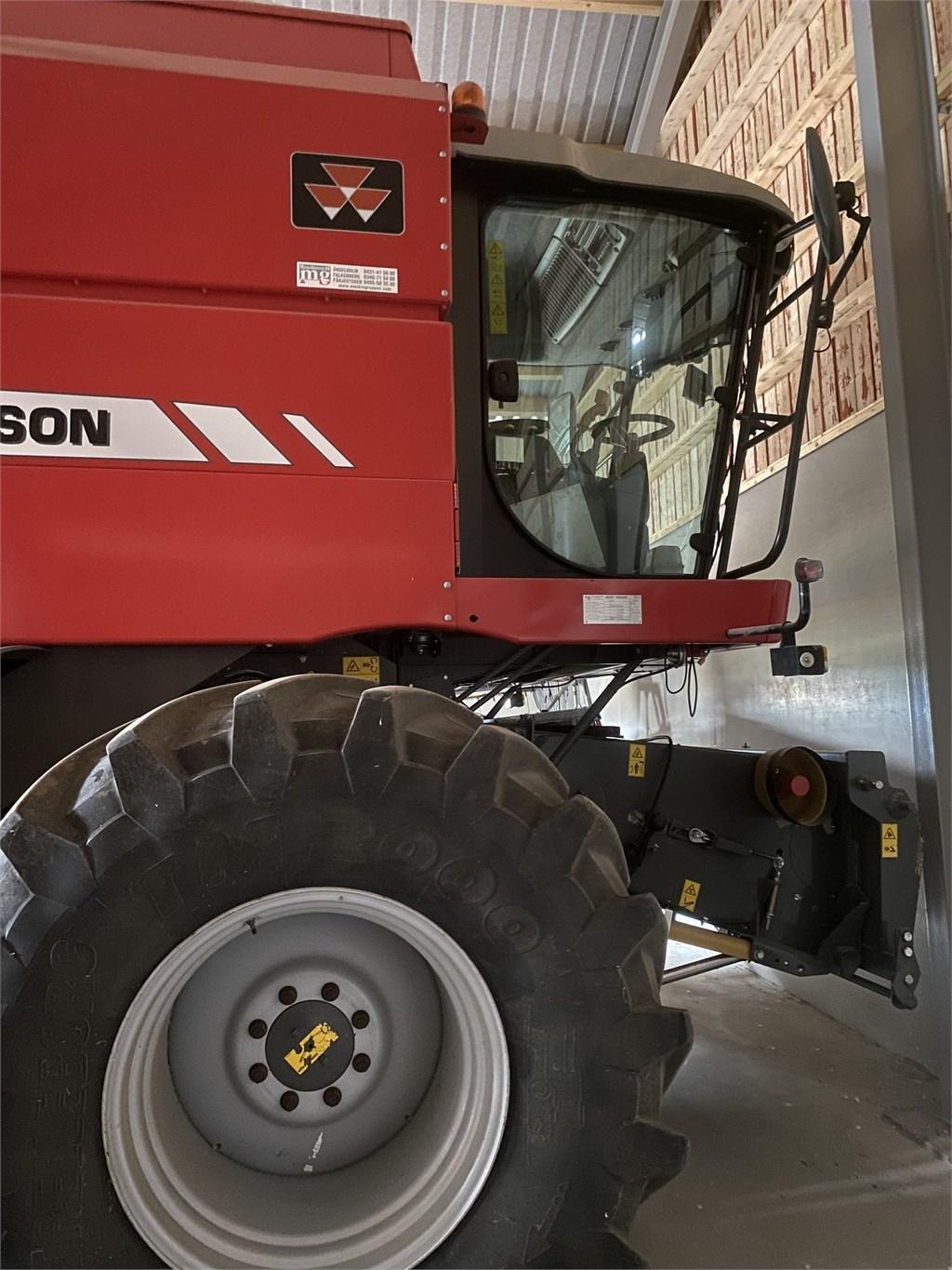 Massey Ferguson 7244 Skördetröskor