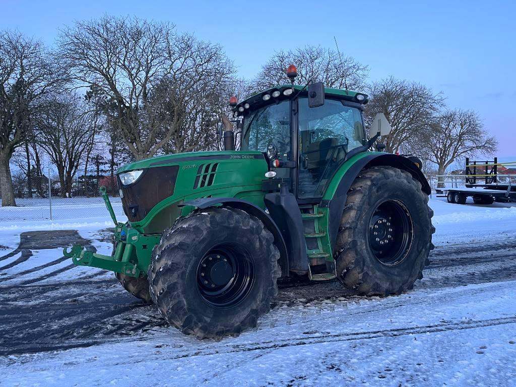 John Deere 6210 R Traktorer