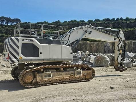 Liebherr R 945 Crawler excavators