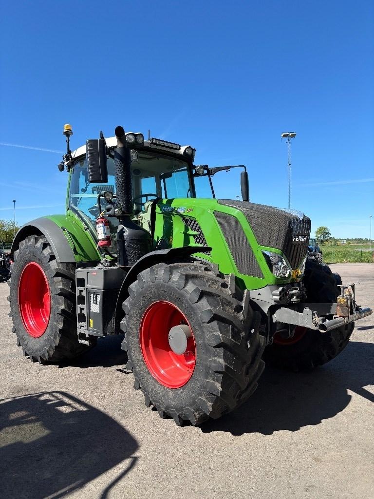 Fendt 828 VARIO S4 PROFI PLUS Tractors