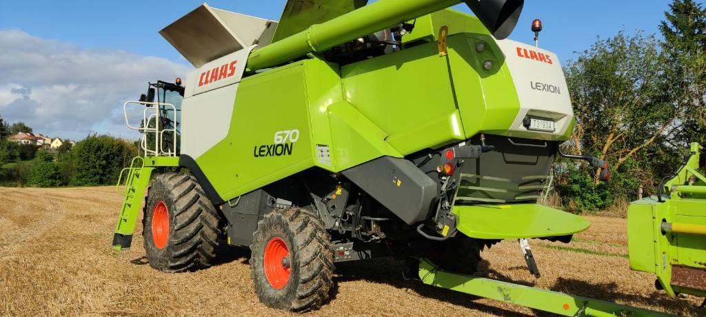 CLAAS Lexion 670 Mietitrebbiatrici