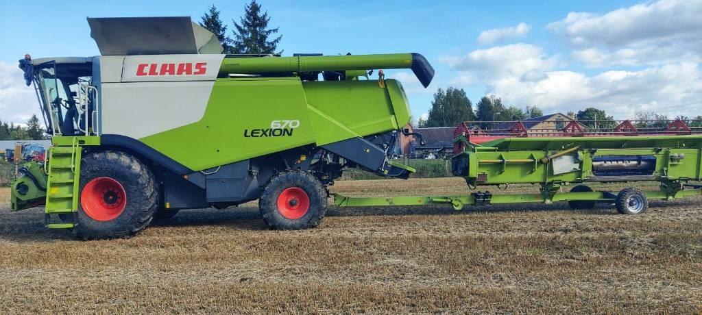 CLAAS Lexion 670 Mietitrebbiatrici