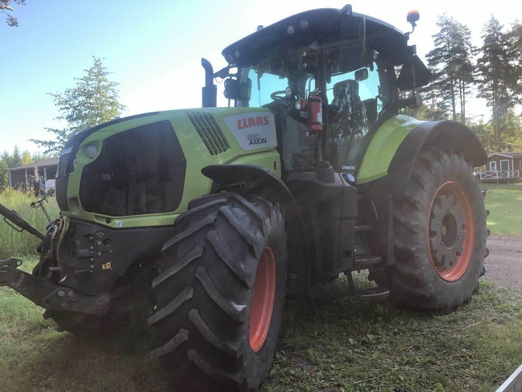 CLAAS Axion 830 Cmatic Trattori