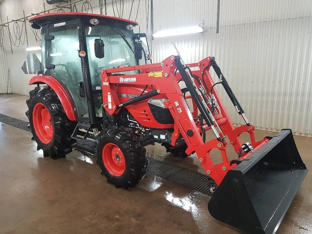 Branson 5025C Traktorer