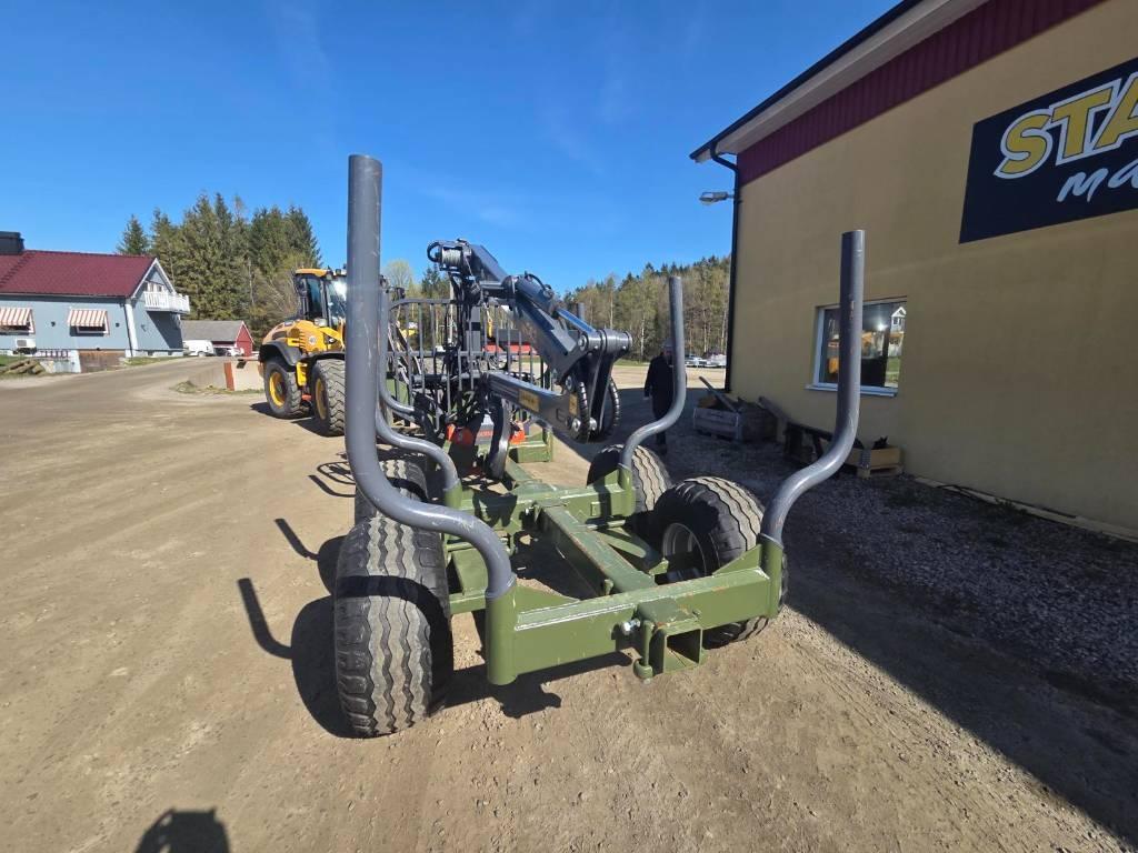 Farma T 8 C6,3 Skogsvagnar