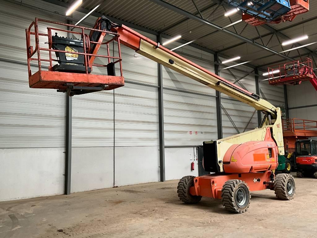 JLG 800 AJ Gelenkteleskoparbeitsbühnen