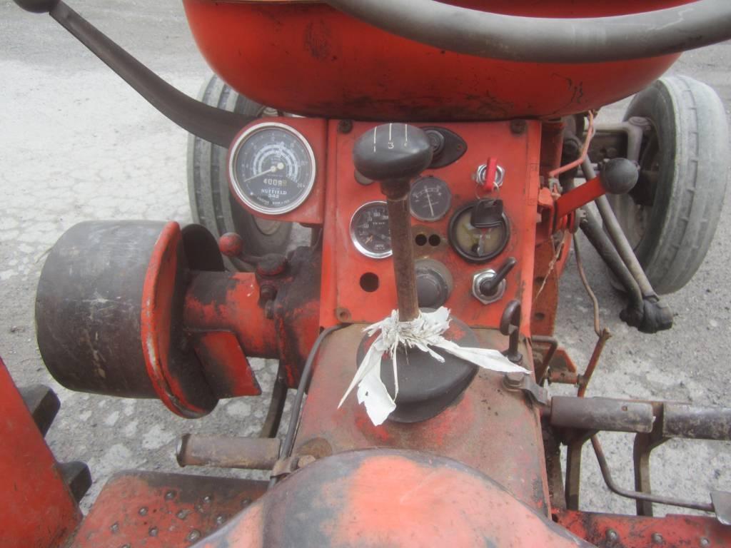 Nuffield 342 Traktori Tractores