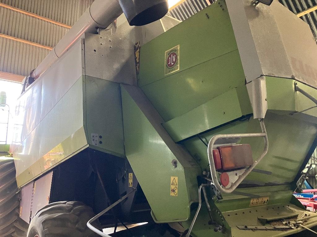 CLAAS Lexion 405 Mietitrebbiatrici