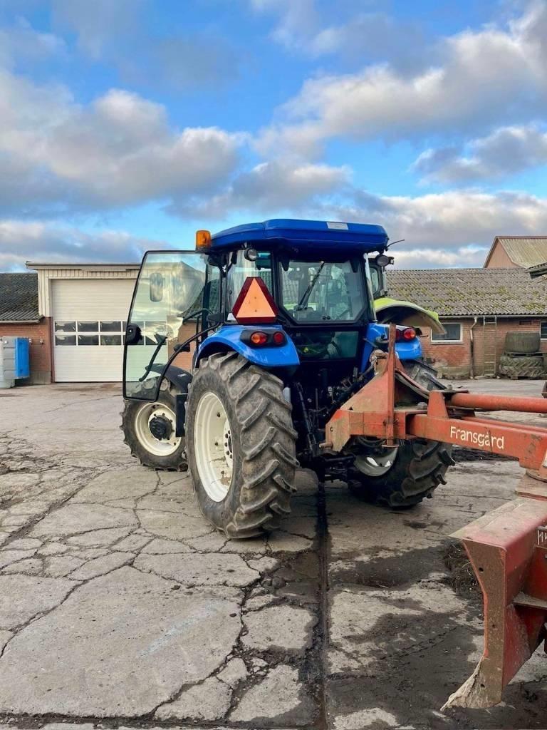 New Holland TD 5.95 Trattori