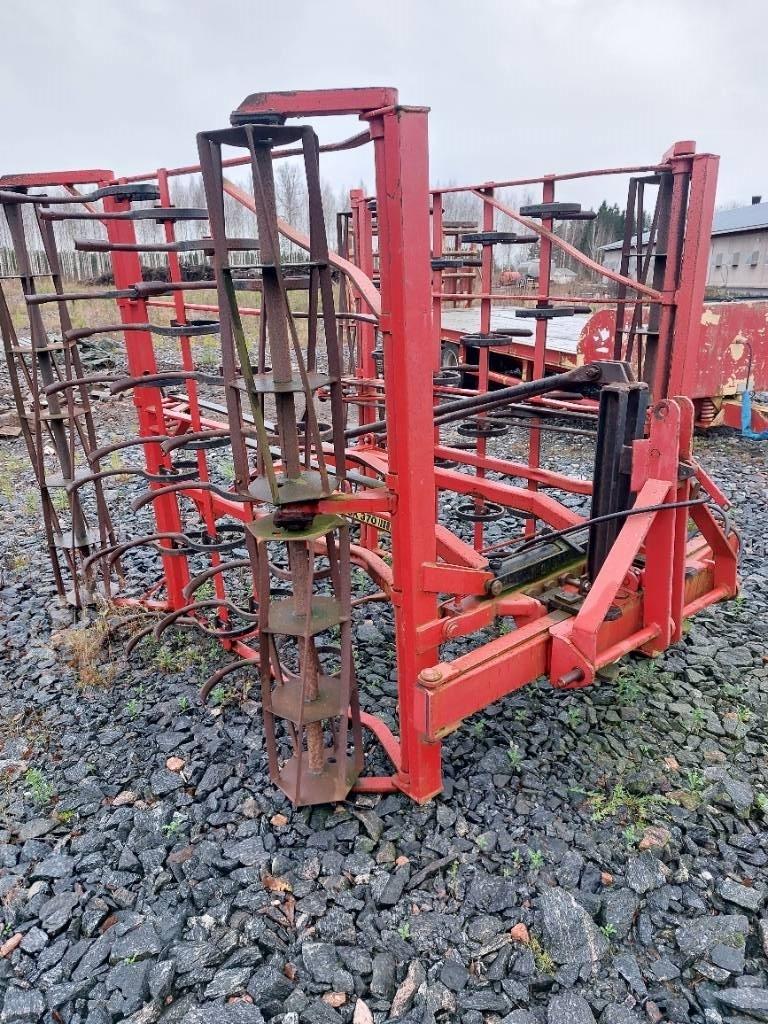 Potila Varpajyrä SK370 Erpici