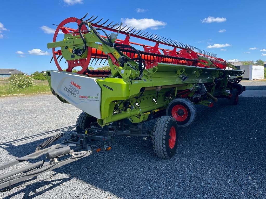 CLAAS Lexion 8800 4WD Mietitrebbiatrici