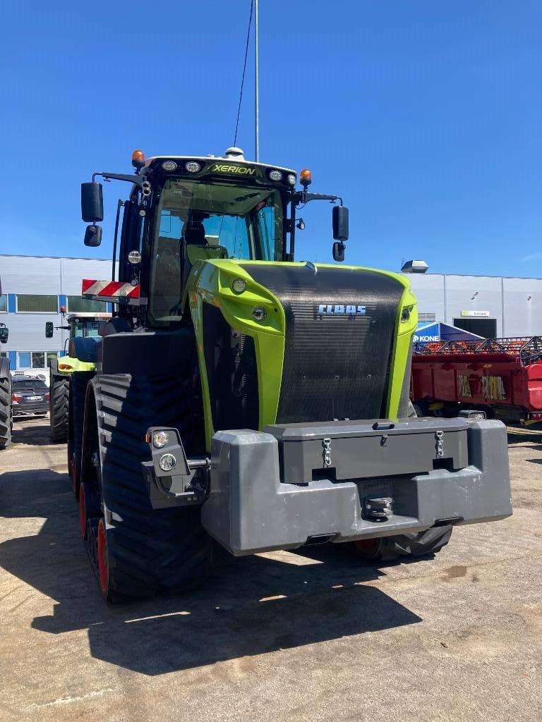 CLAAS XERION 5000 TRAC TS Trattori