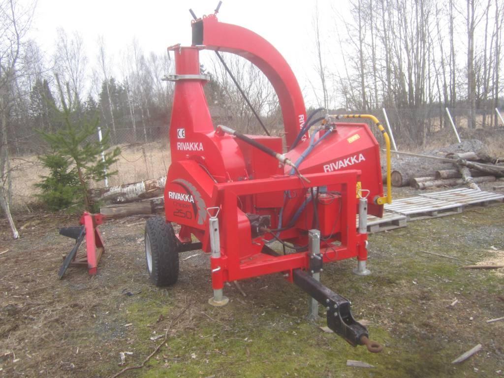  Chipper skorpion 250 Hakkuri + Alusta Holzspalter