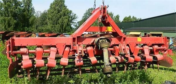 Niemeyer TE303 Kultivatori