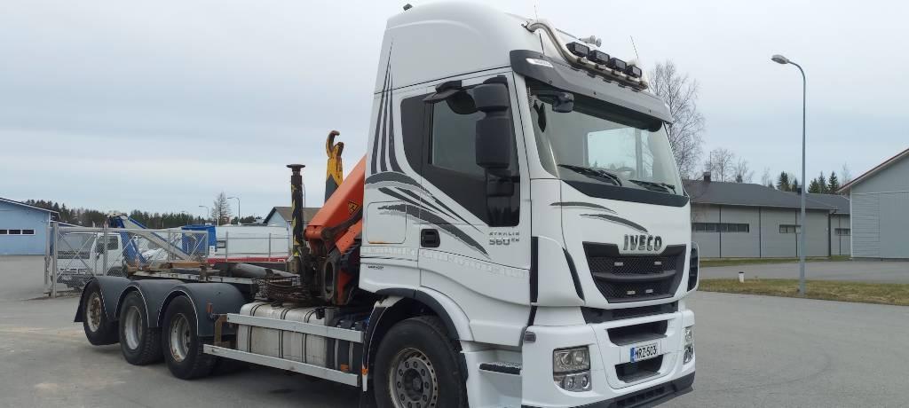 Iveco AS 260 Nosturiautot