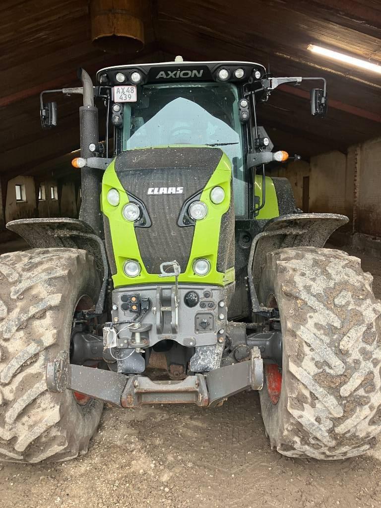 CLAAS Axion 870 Cmatic Trattori