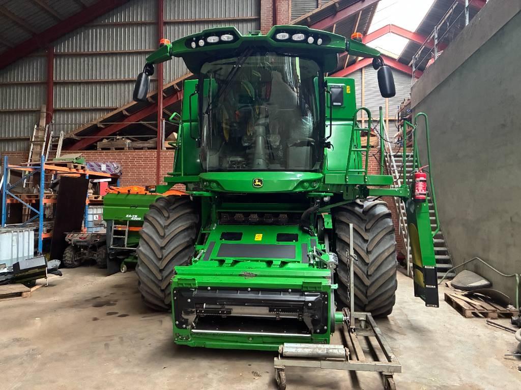 John Deere S 790i Combine harvesters
