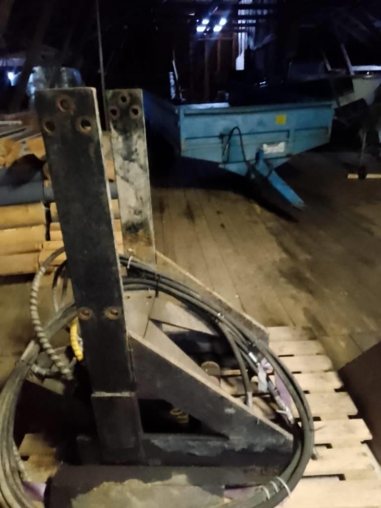  Etunostolaite oma valmiste ollut JD6320 Altri accessori per trattori