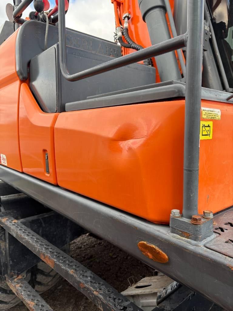 Doosan DX170W-5 Hjulgrävare