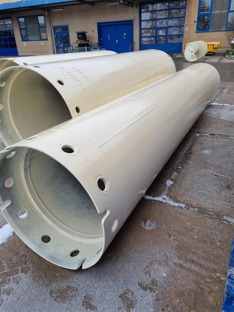 Bauer Kelly Bohrstrang / Kelly drill string Bohrwerkzeuge