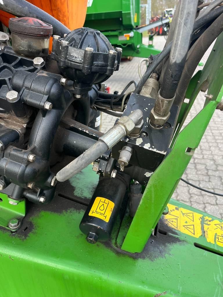 Amazone UX 6200 Super Anhängespritzen