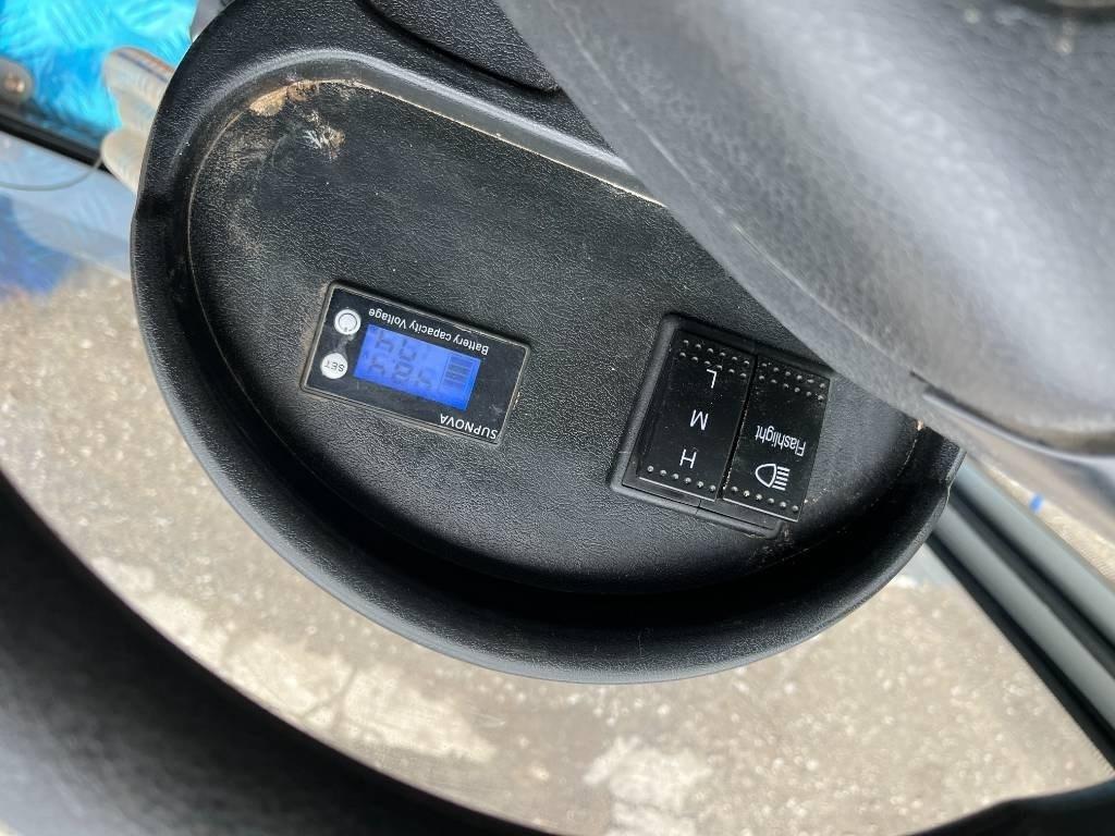 Sweepmec SM3000-Pro Zamiatarki - Zgarniarki - Odśnieżarki