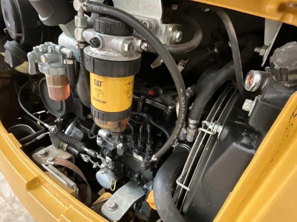 CAT 301.7 D Miniescavatori