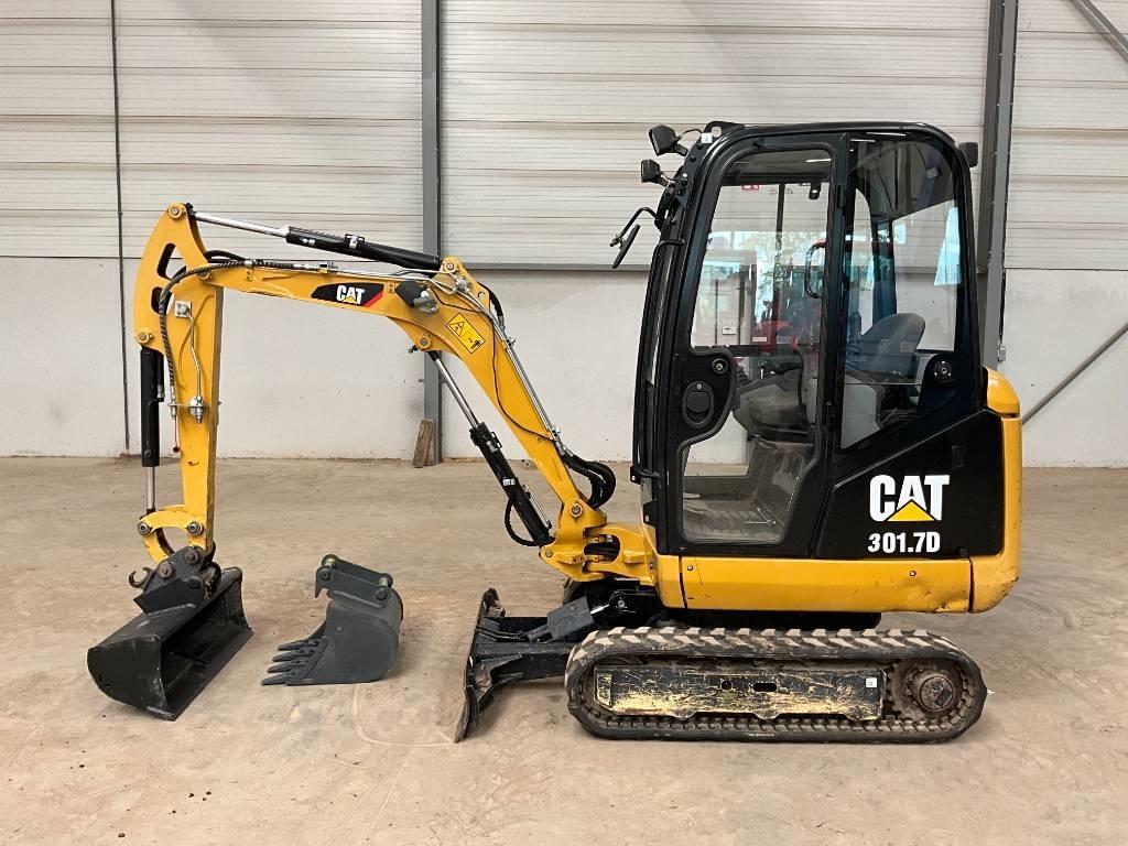 CAT 301.7 D Miniescavatori