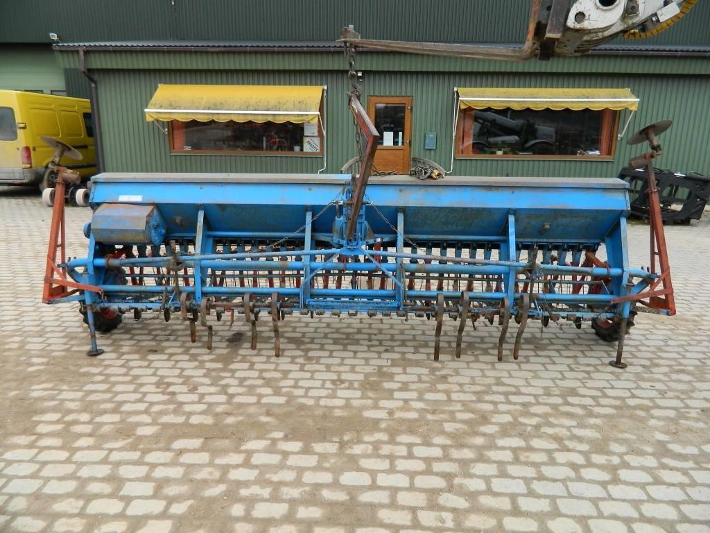 Stegsted 4 Sējmašīnas