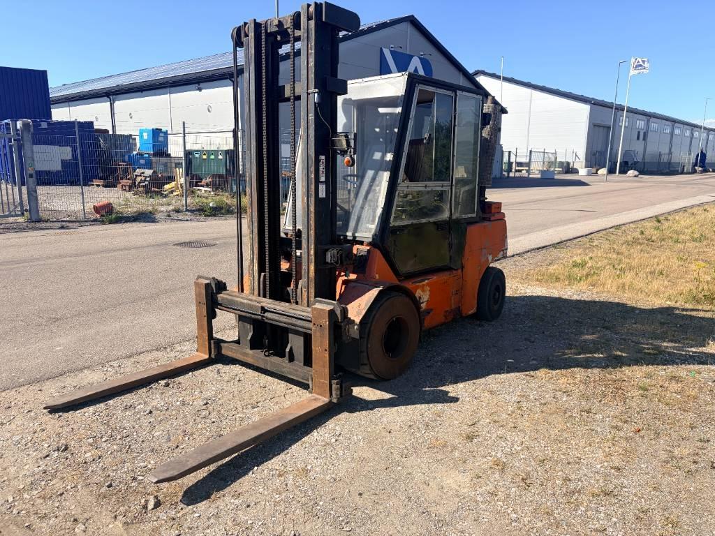 Dantruck 4004 Dieselmotviktstruckar