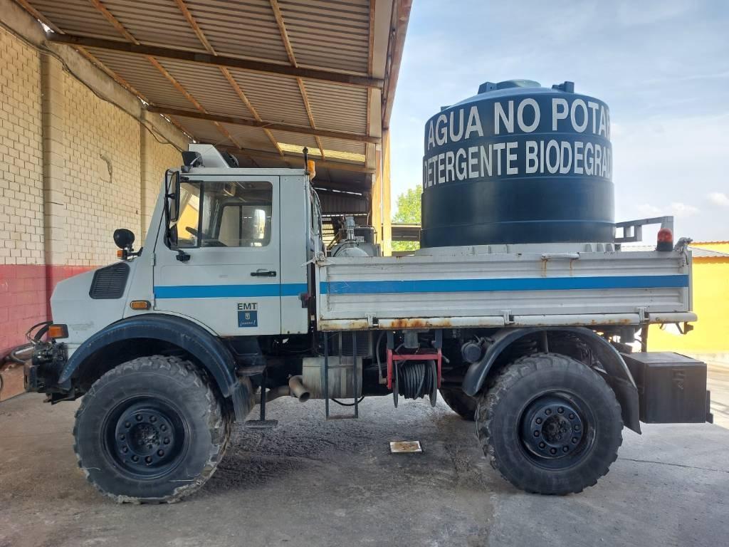 Mercedes-Benz Unimog U2150 Otros camiones