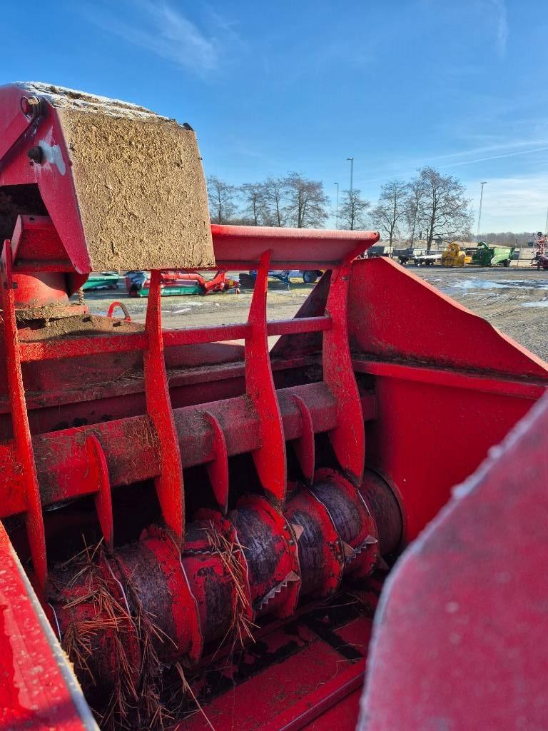 Kverneland 853 Bale shredders, cutters and unrollers