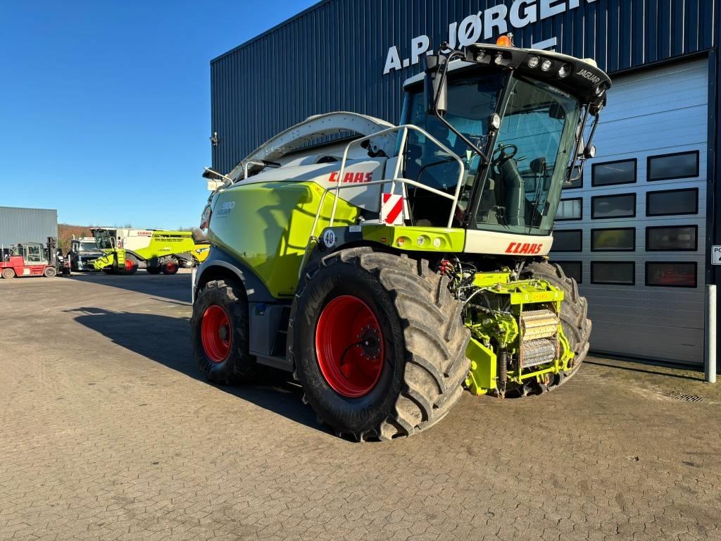CLAAS Jaguar 980 Trince semoventi