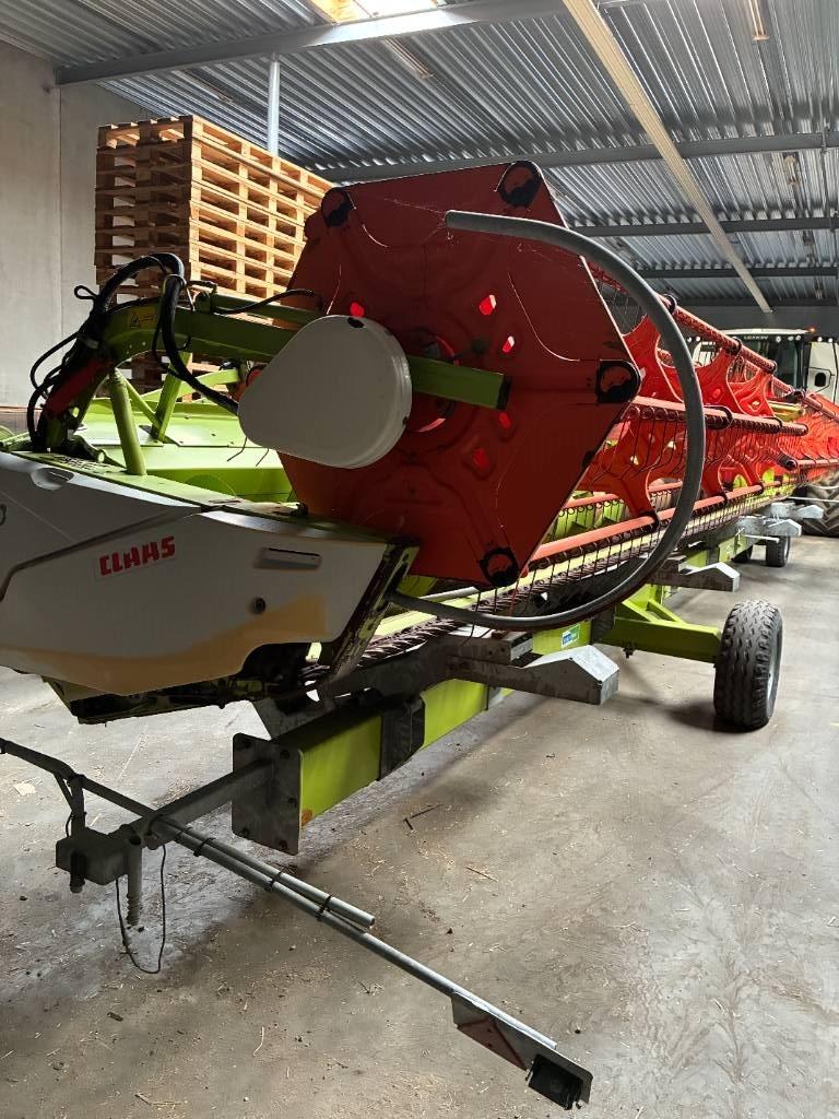 CLAAS 770 Combine harvesters