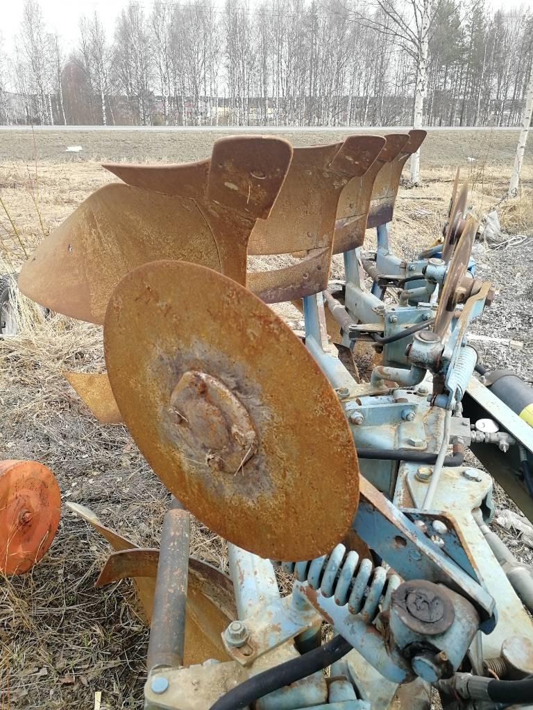 Överum CV 398H Aratri reversibili