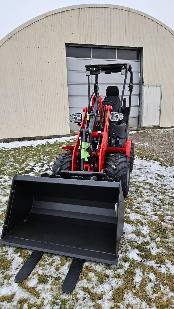 VM Loader 1026LX Mini loaders