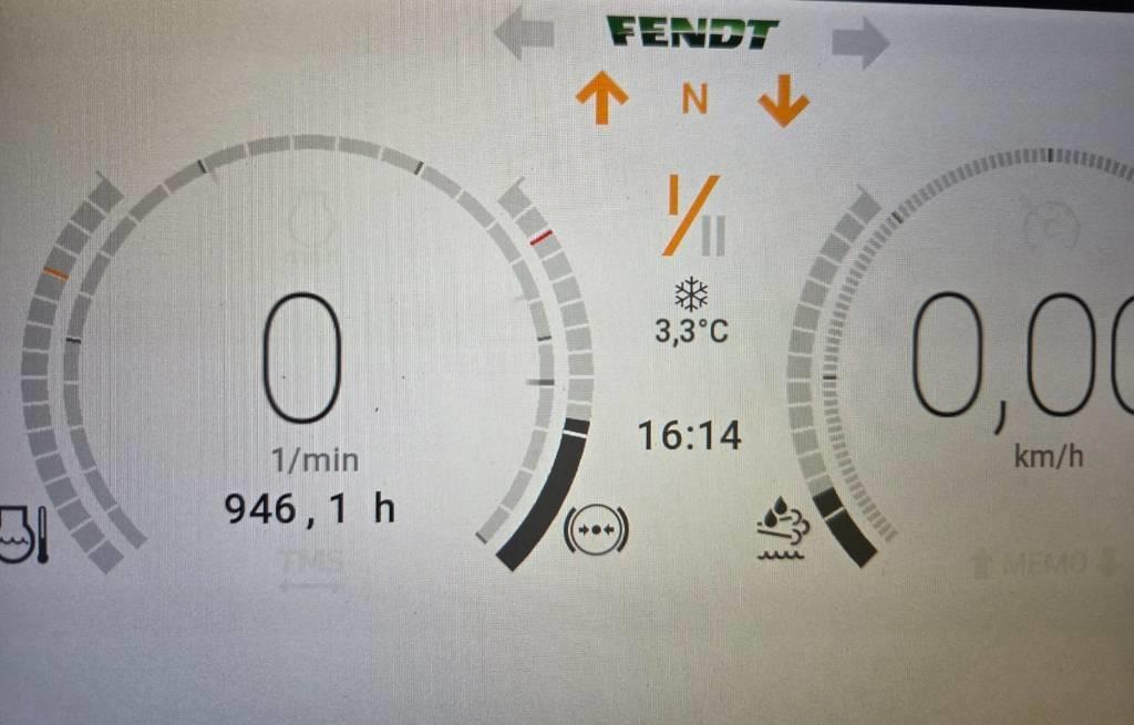 Fendt 724 Vario Traktori
